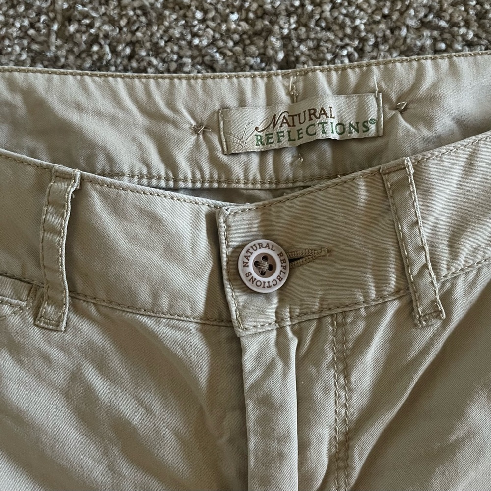 Natural Reflections Bermuda Shorts Women’s 8 Khaki Beige Y2K Outdoorsy Casual - Picture 4 of 13